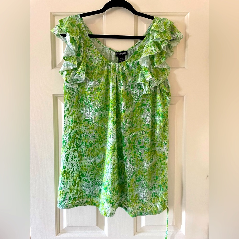 Spring summer top in greens